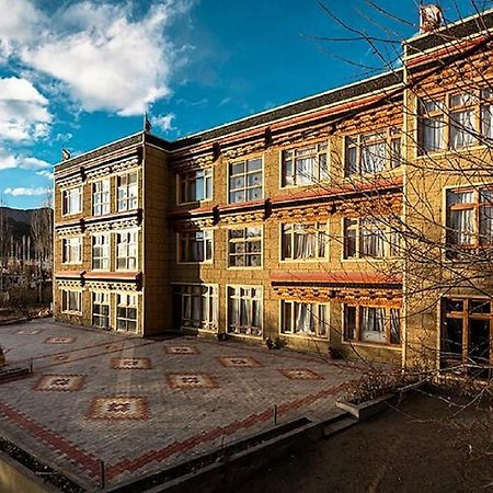 Hotel Alpine Ladakh Leh Dış mekan fotoğraf