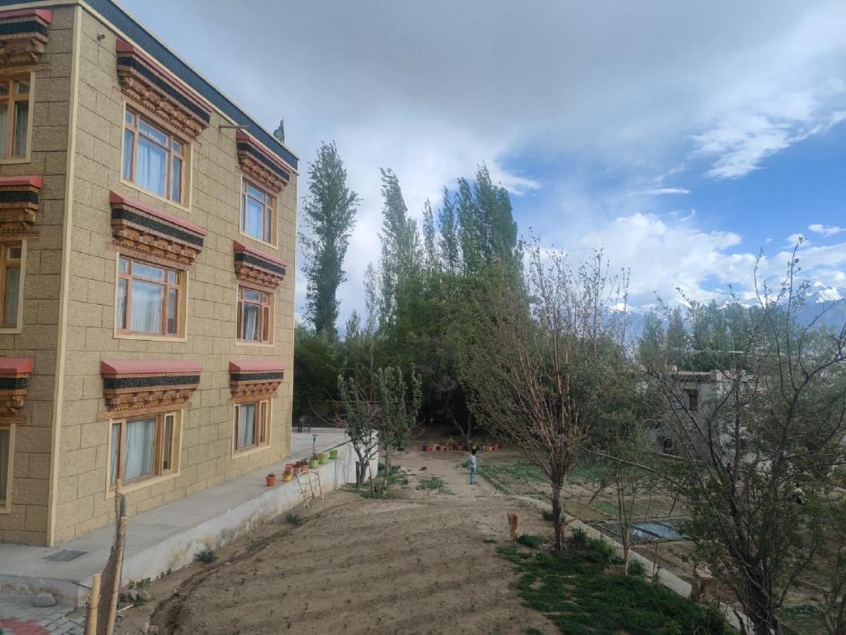 Hotel Alpine Ladakh Leh Dış mekan fotoğraf