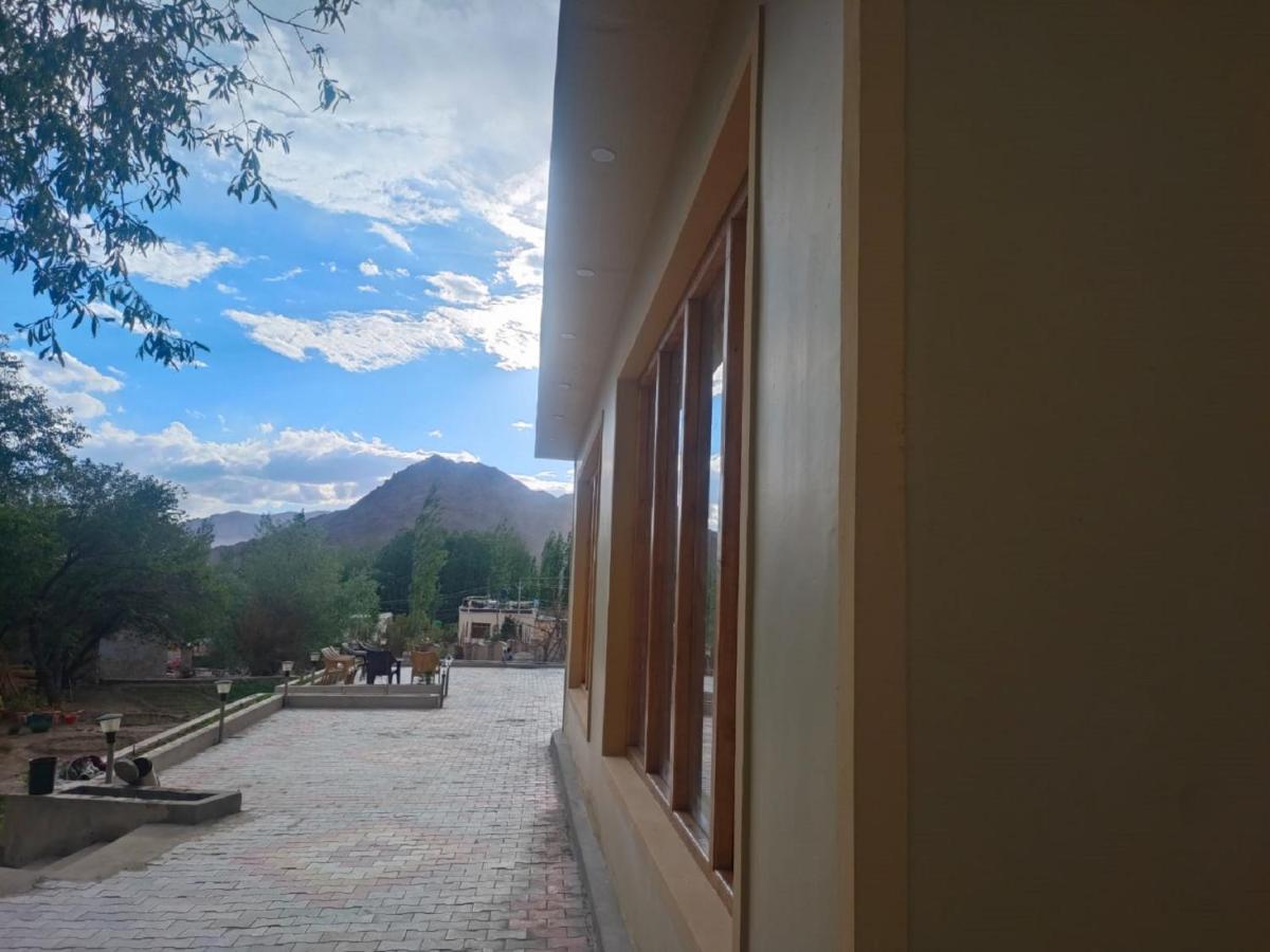 Hotel Alpine Ladakh Leh Dış mekan fotoğraf